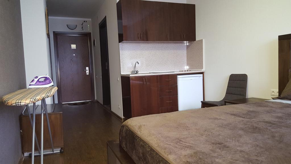 Mimino Apartment Deluxe First Line 巴统 客房 照片